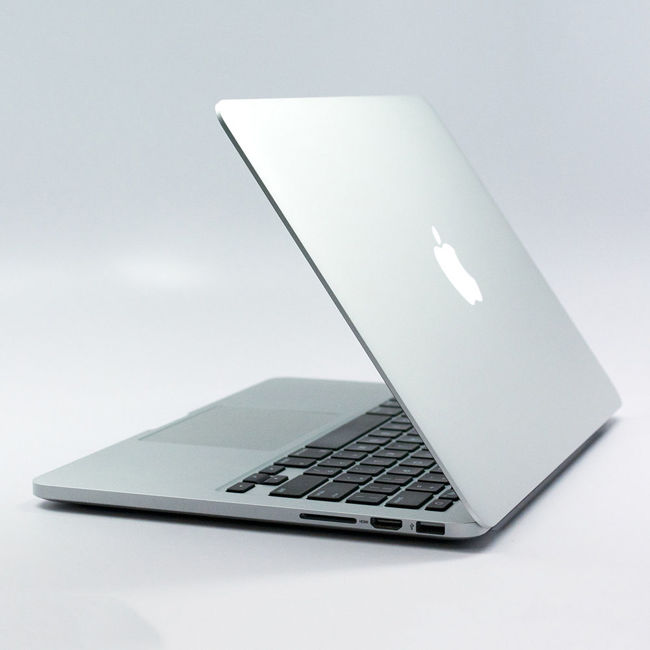 apple macbook pro dimensions 15.4